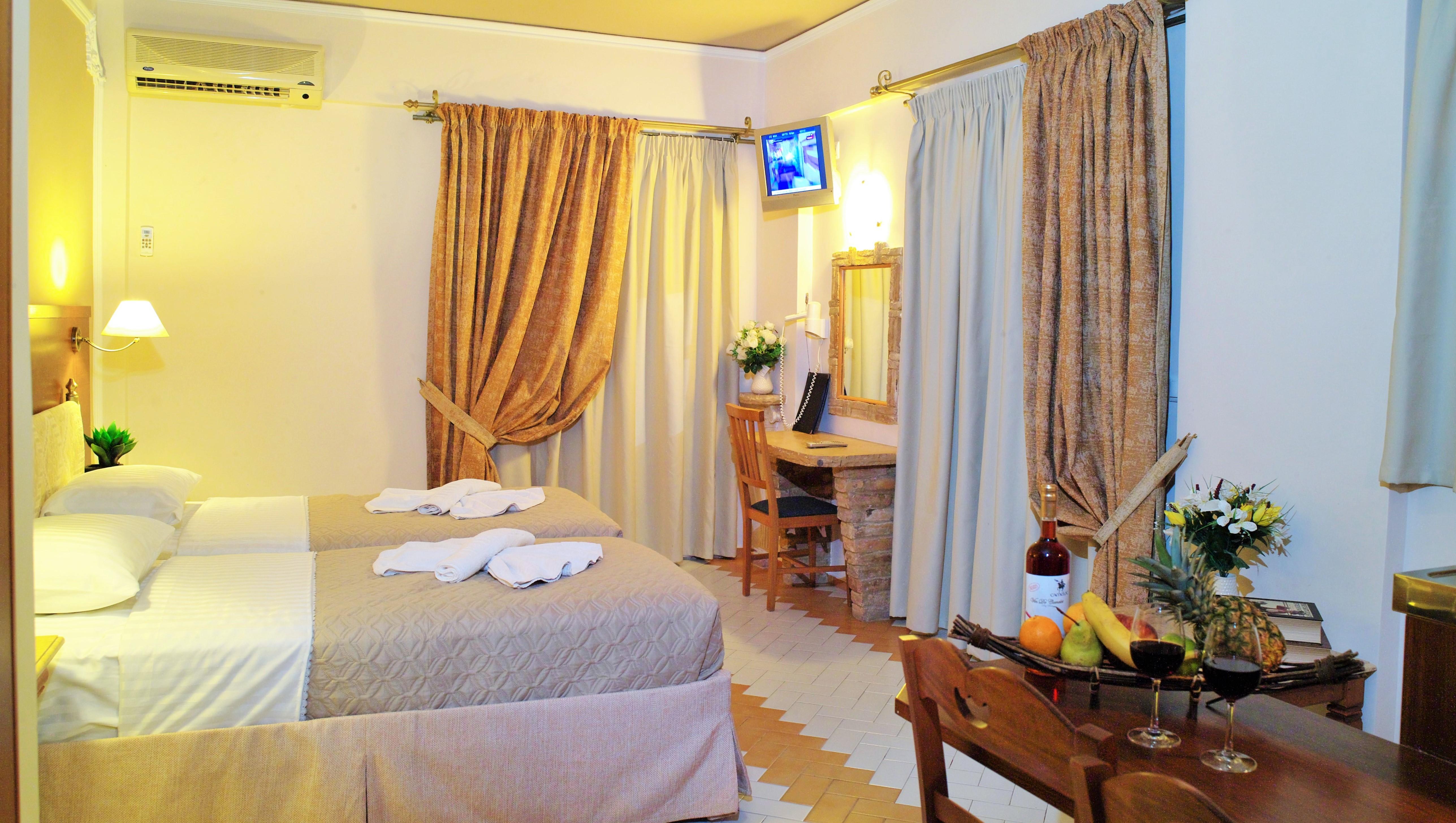 Camelot Royal Beds By Estia Aparthotel Stalida Exterior foto