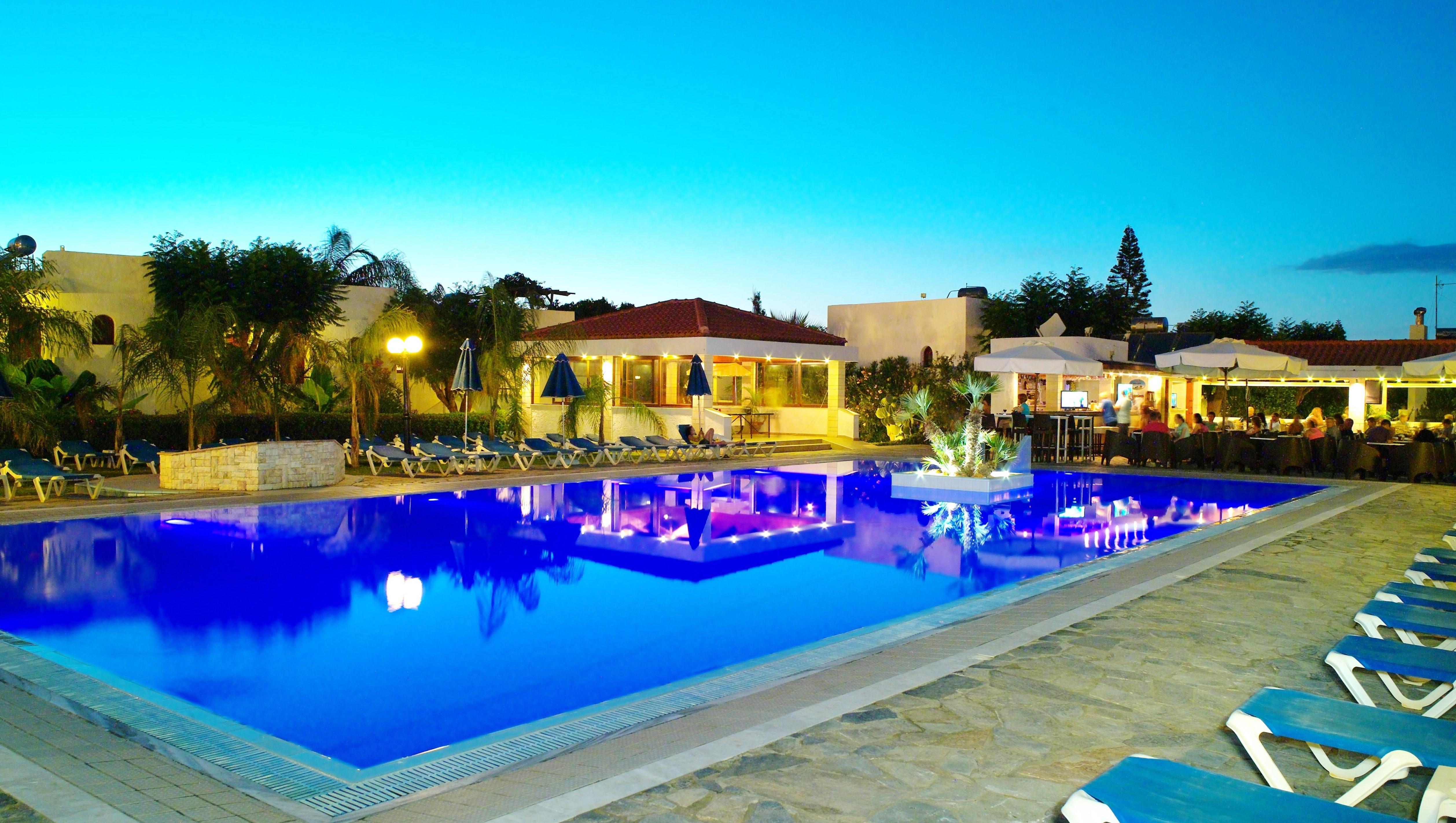 Camelot Royal Beds By Estia Aparthotel Stalida Exterior foto